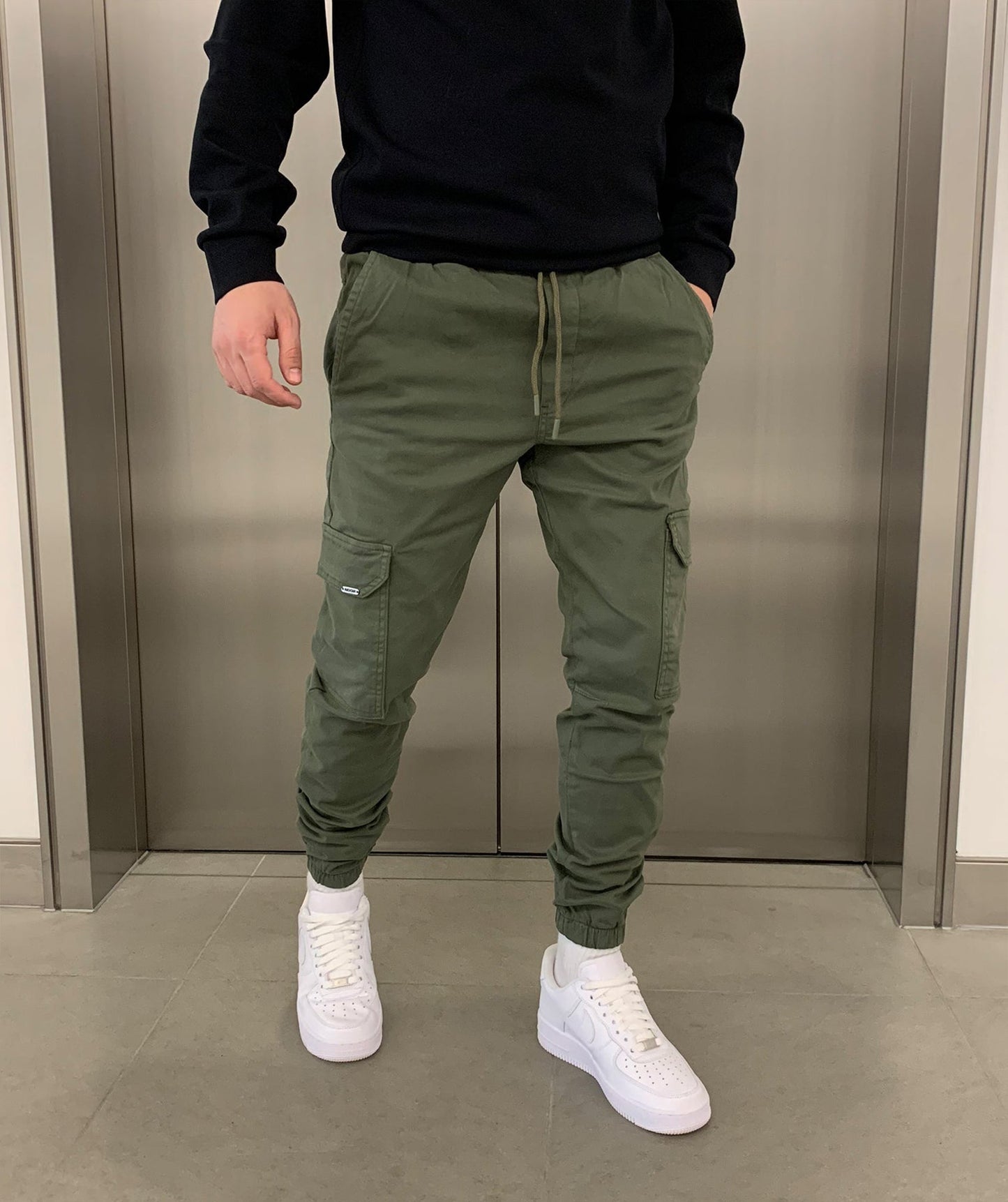 PANTALON CARGO COUPE JOGGER
